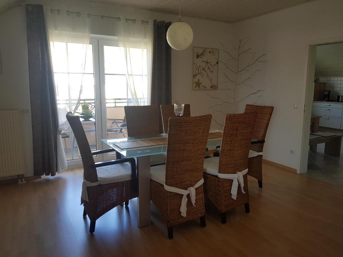 Ferienwohnung Toni Mit Balkon Und Garten Pemfling Eksteriør billede